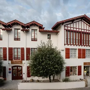 https://hotel-briketenia.biarritzhotels.info