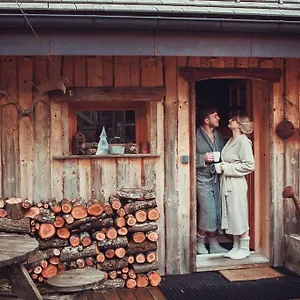 https://gite-la-patte-nordic-chalet-trappeur.hotels-rhonealpes.com